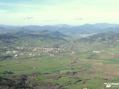 Monumento Natural de Monte Santiago y Montes Obarenes;senderismo urdaibai fotos senderismo navalueng